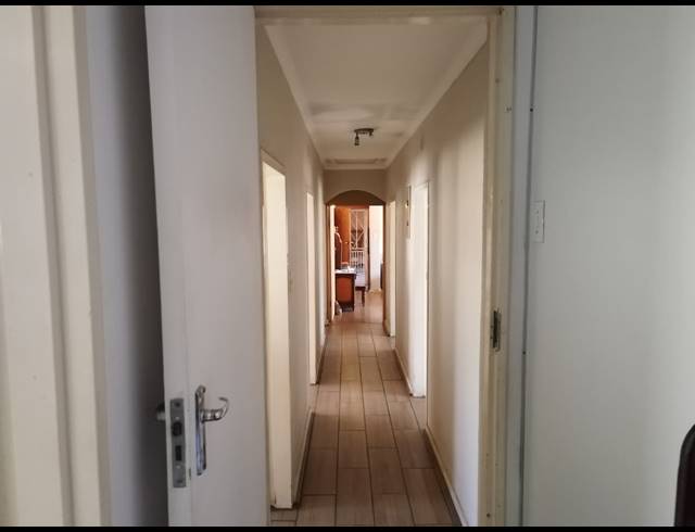 4 BEDROOM HOUSE FOR SALE IN BRACKENDOWNS